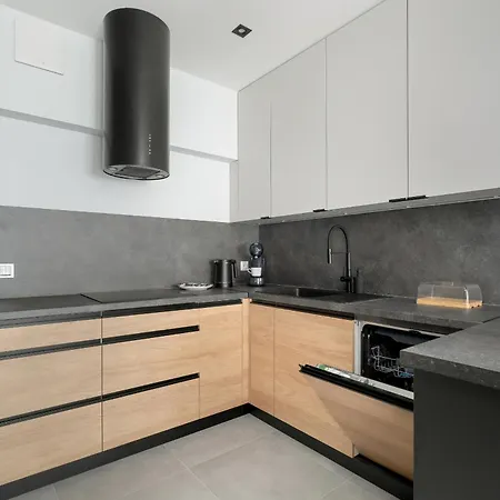 Nowoczesny Z Parkingiem W Sasiedztwie Starego Zoo By Renters