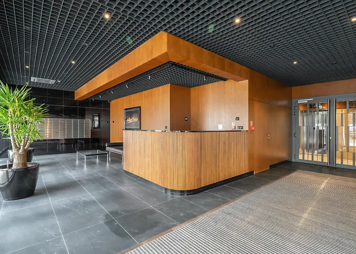 Nowoczesny Z Parkingiem W Sasiedztwie Starego Zoo By Renters Apartment Poznan